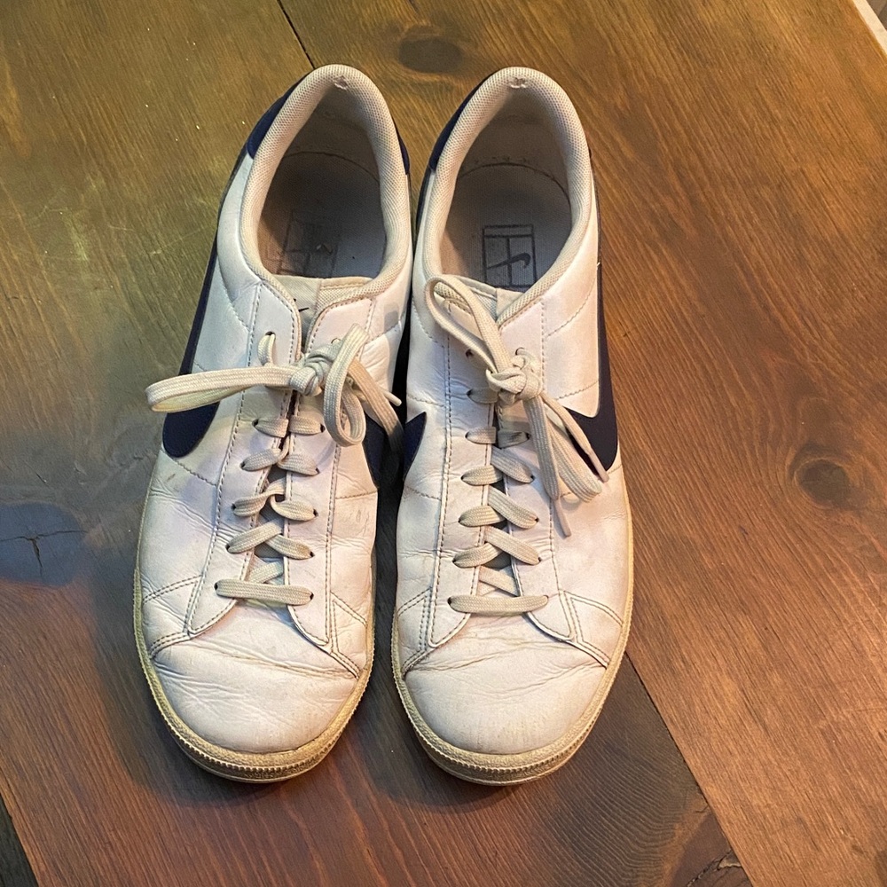 White and Navy Men's Nike Sneakers